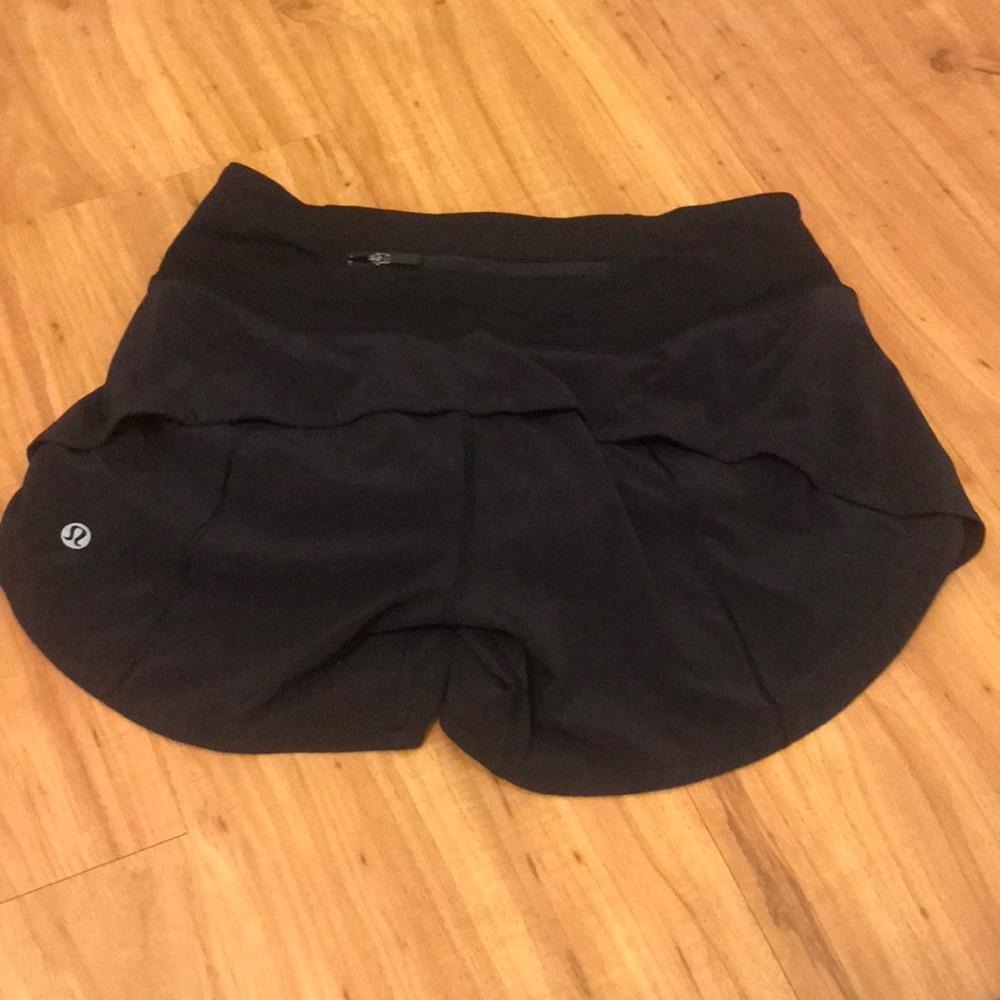 Black Lululemon shorts